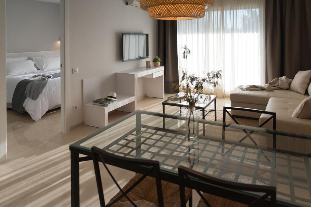 Photo - Mediterraneo Sitges