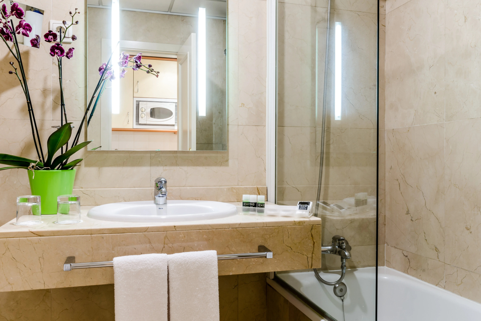 Photo - Hotel Exe Suites 33