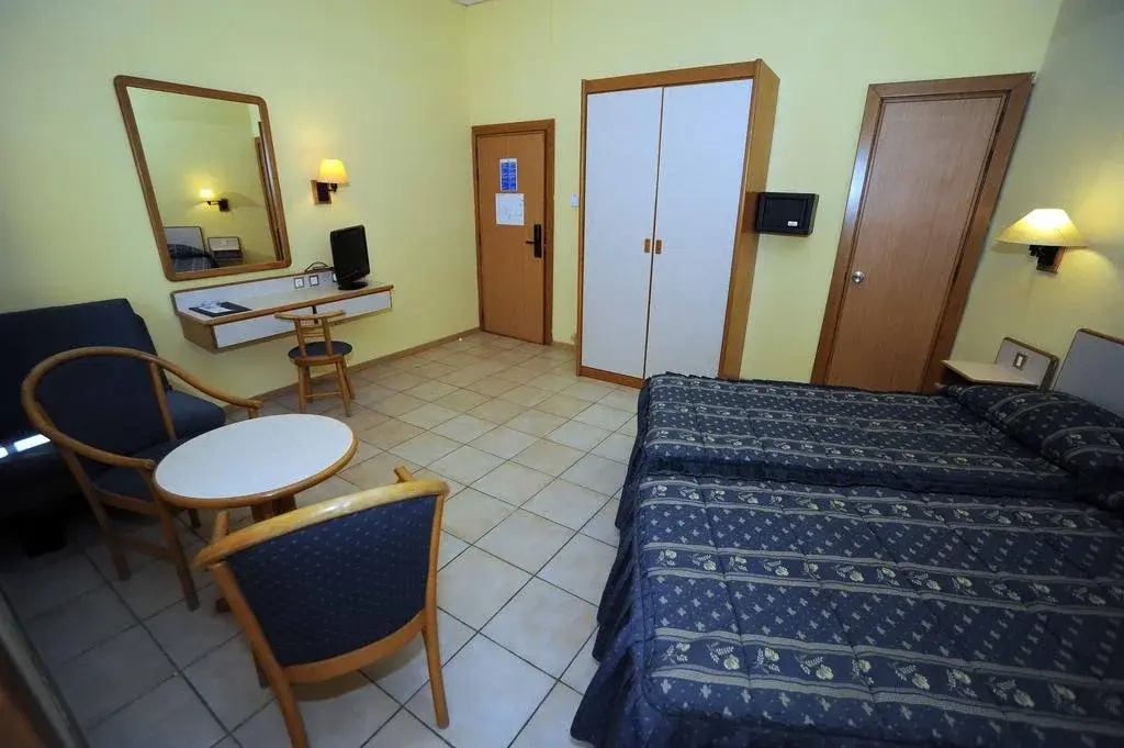 Photo - Sliema Chalet Hotel