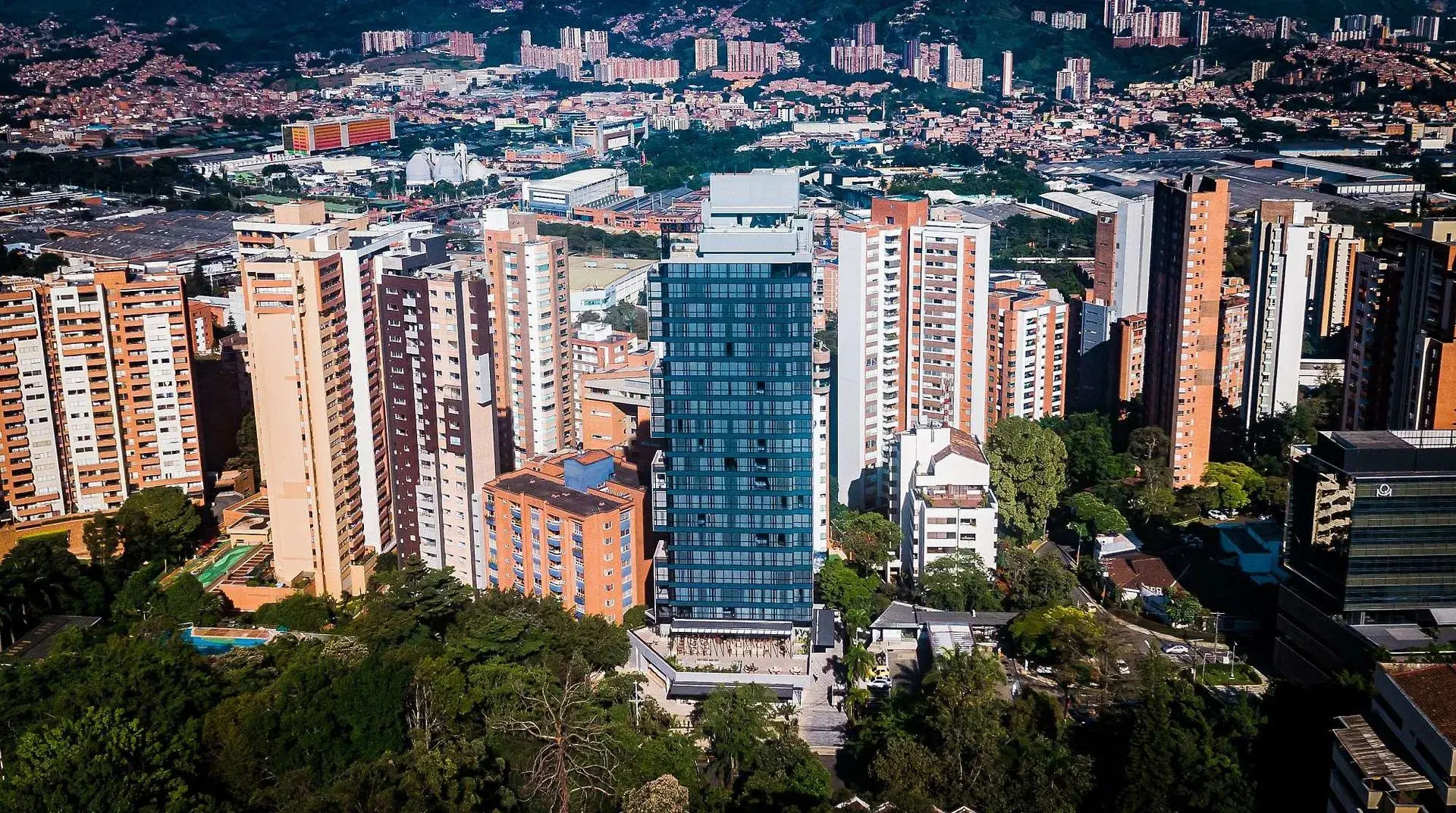 Foto - York Medellin, Curio Collection by Hilton