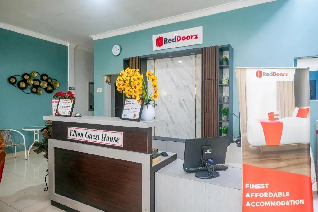 Photo - RedDoorz near Hermes Place Polonia Medan