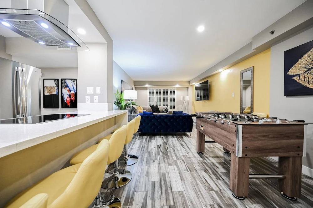 Photo - StripViewSuites at Jockey Club