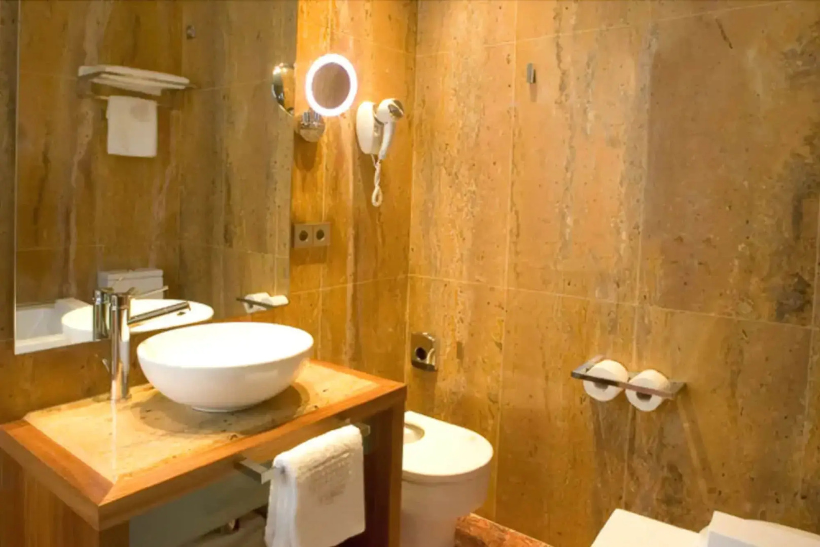 Photo - Mirador de Dalt Vila-Relais & Chateaux