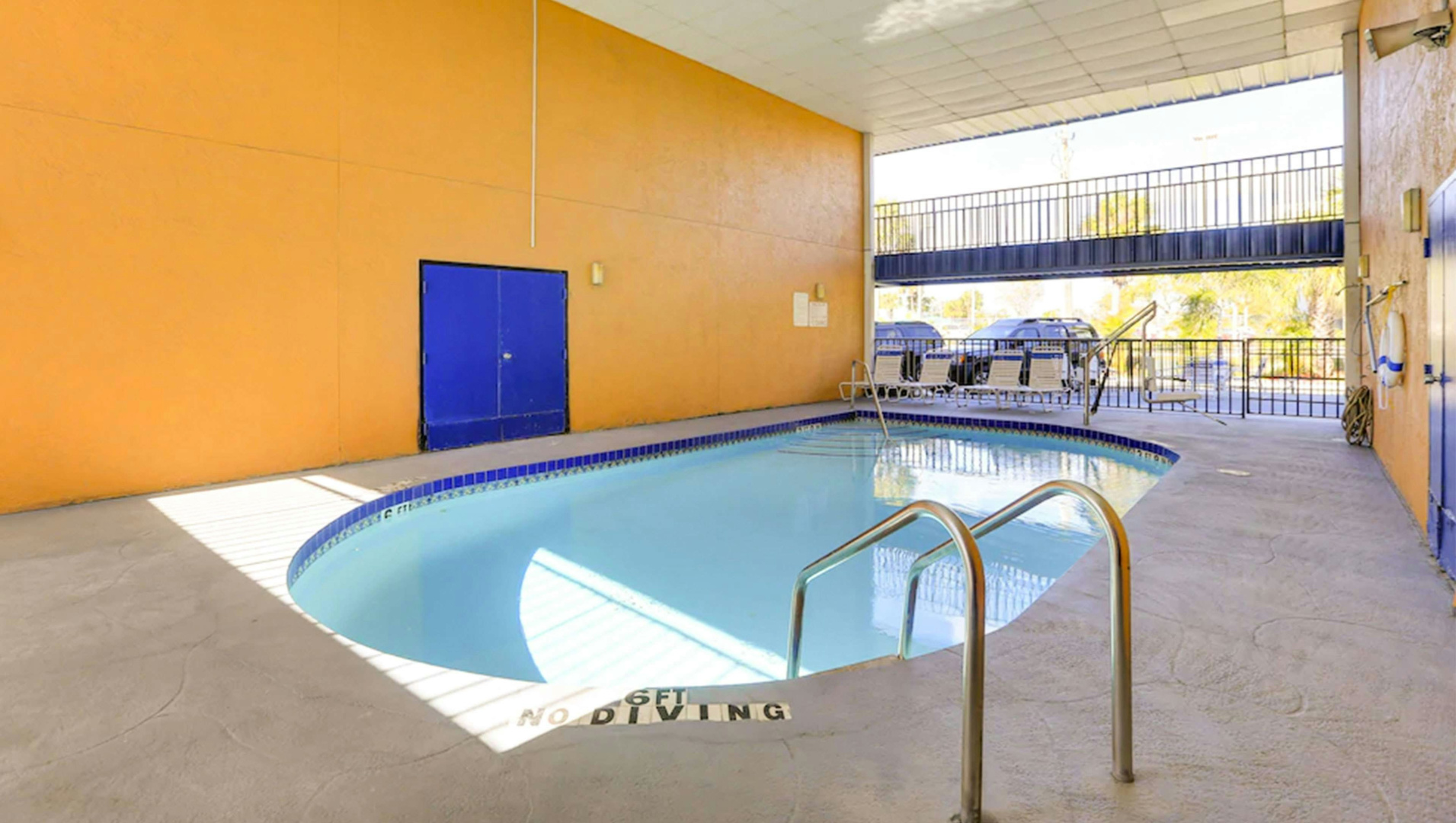 Photo - Magnuson Hotel Bradenton