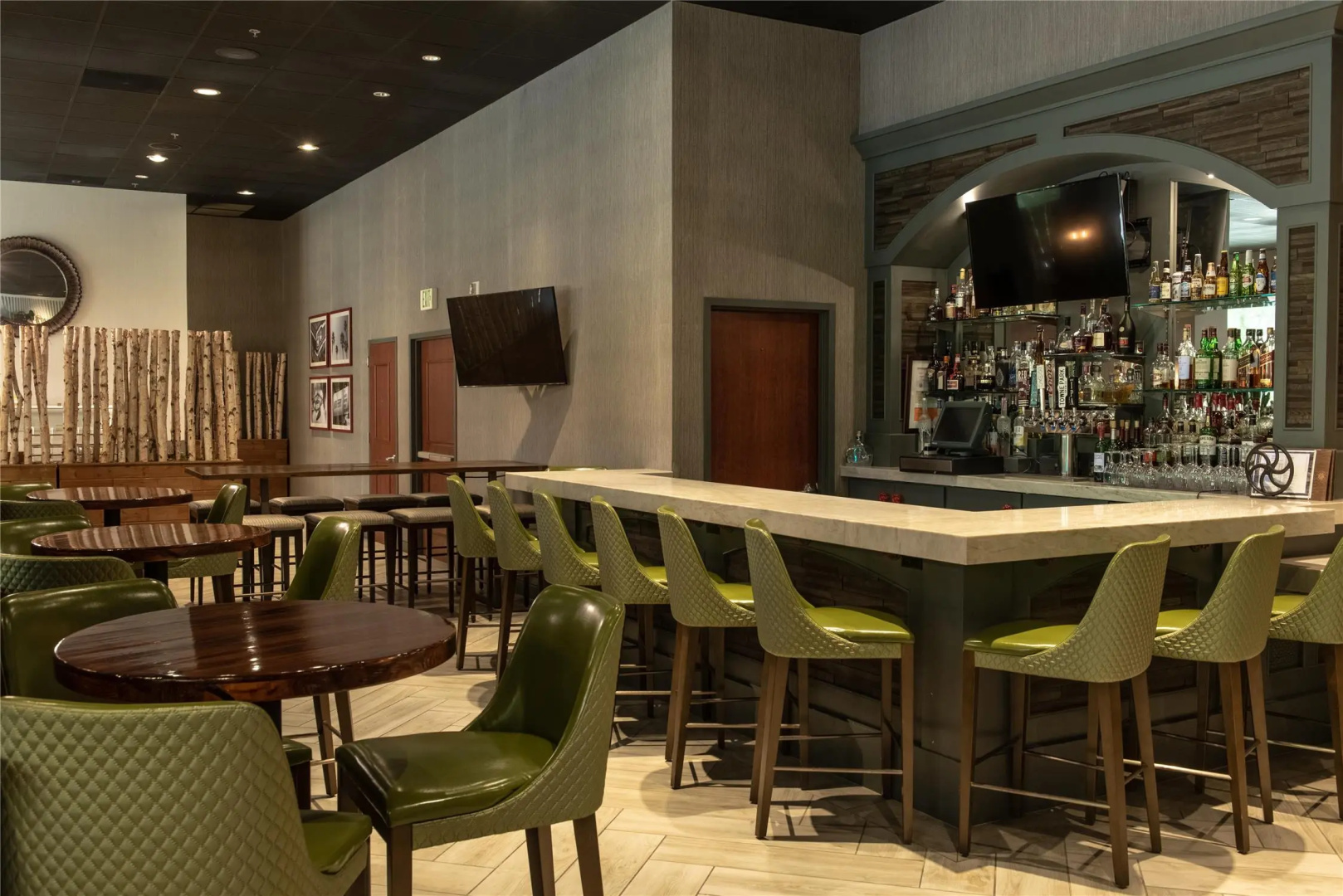 Foto - Hotel Zessa Orange County Airport, a DoubleTree by Hilton