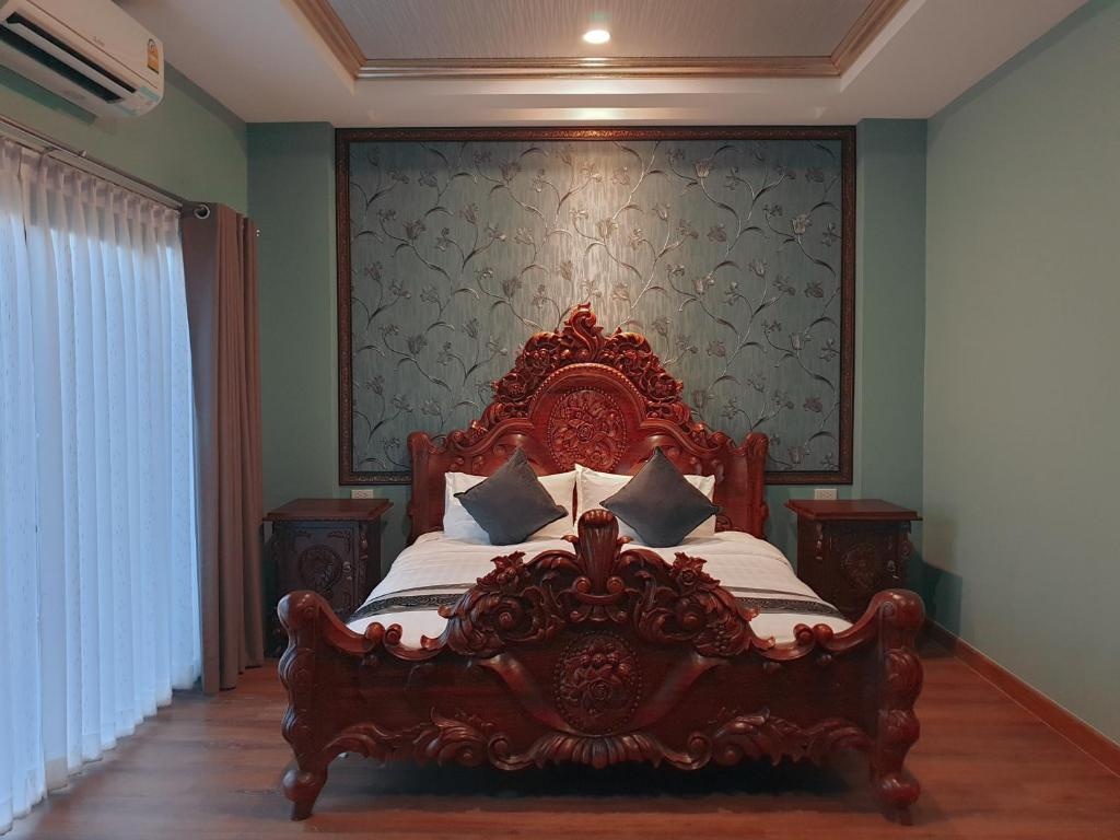 Chunlee Grand Hotel