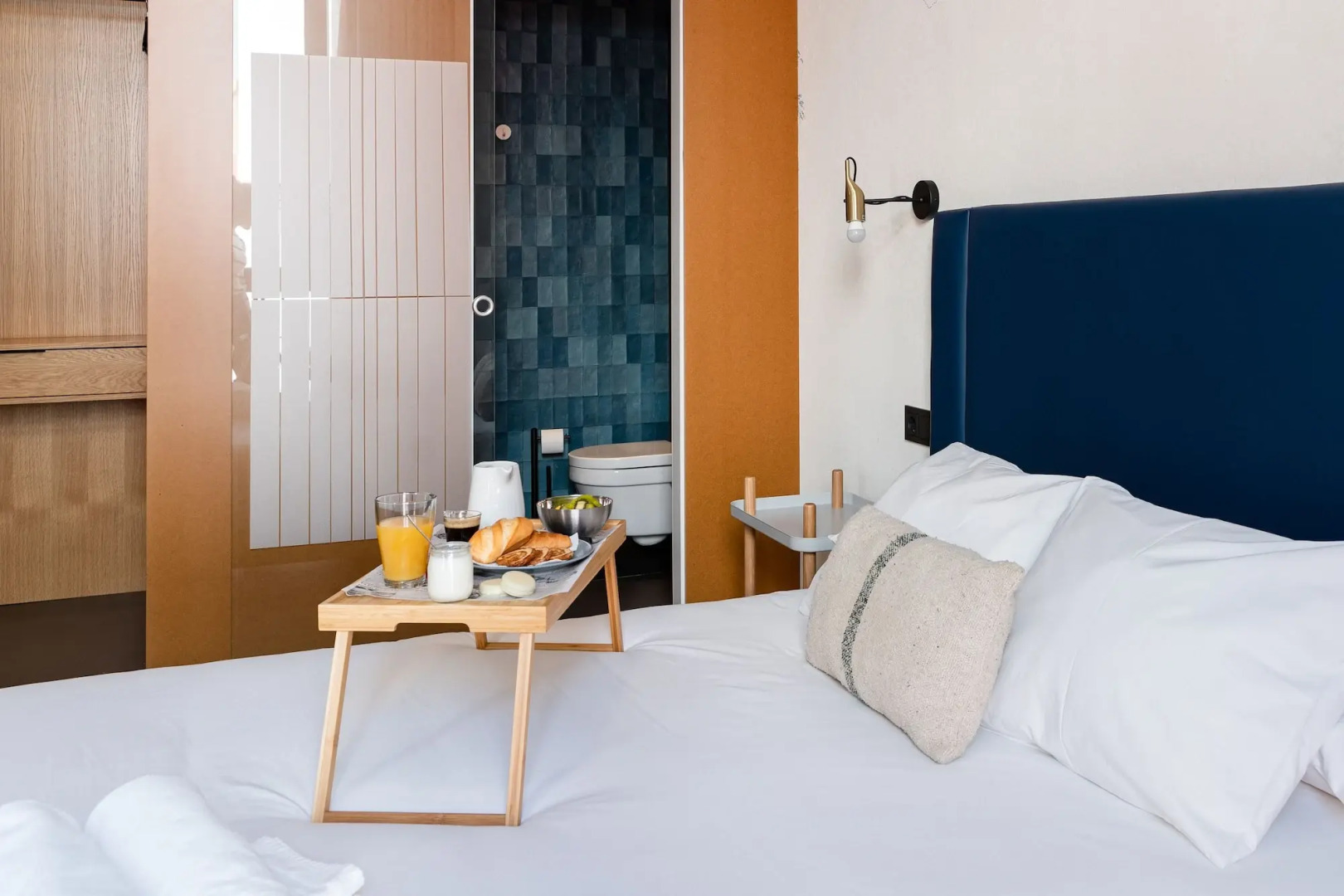 Photo - Welldone Quality - Crystal pool