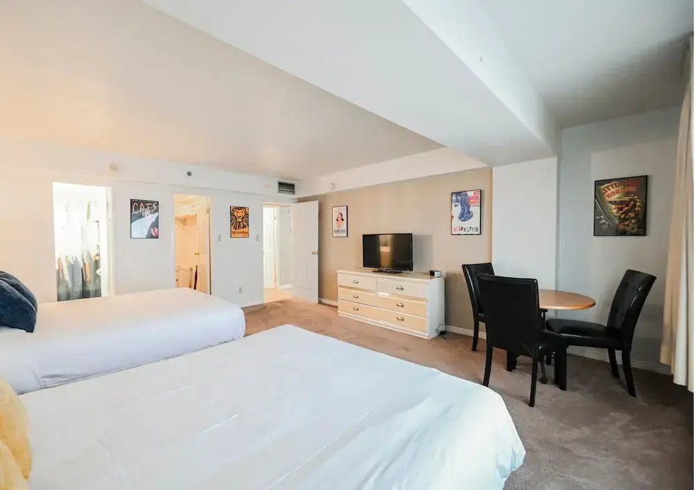 Foto - StripViewSuites at Jockey Club
