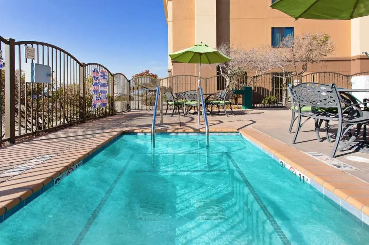 Foto - Hampton Inn & Suites Oakland Airport-Alameda