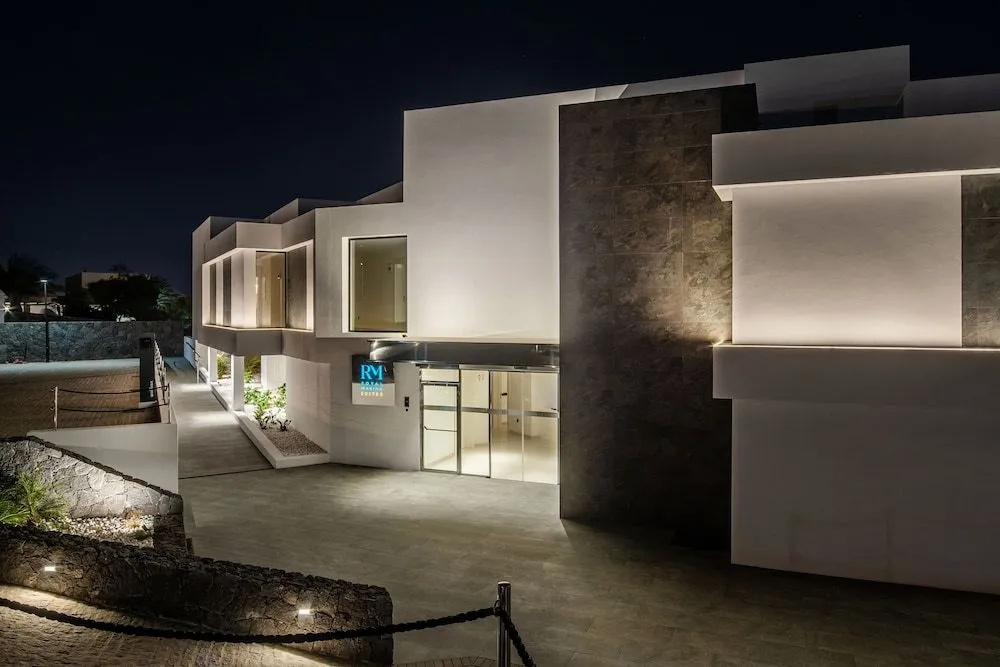 Photo - Royal Marina Suites Boutique Hotel