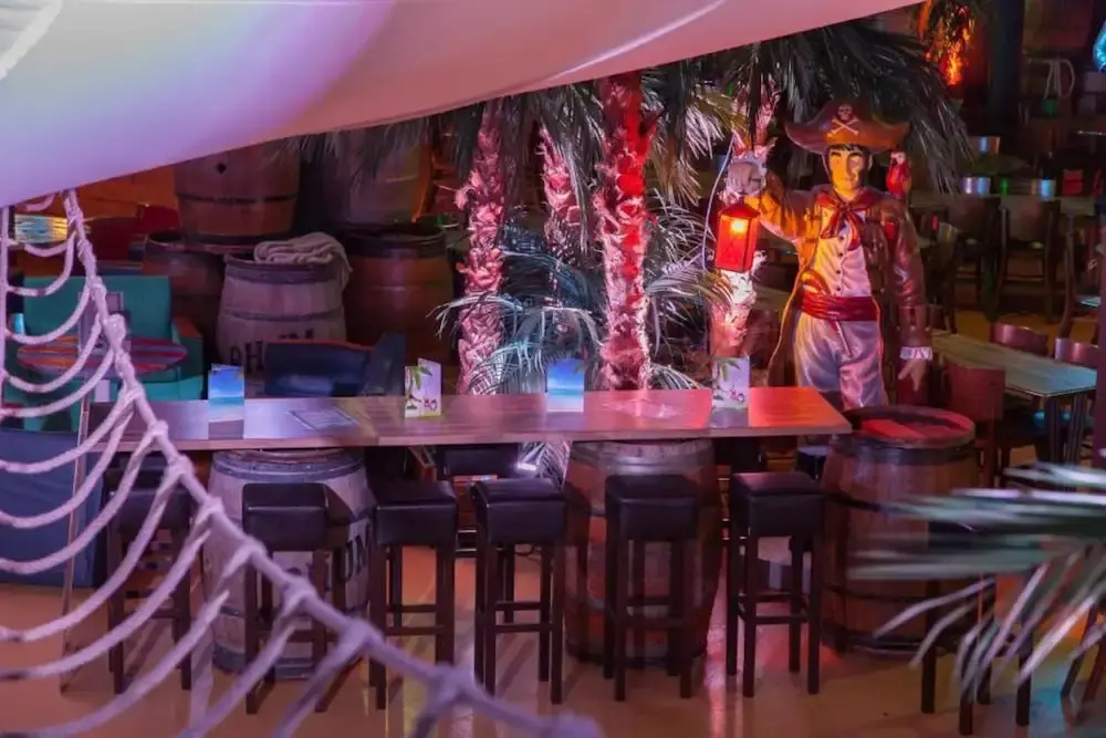 Photo - Hôtel Du Parc - Pirates