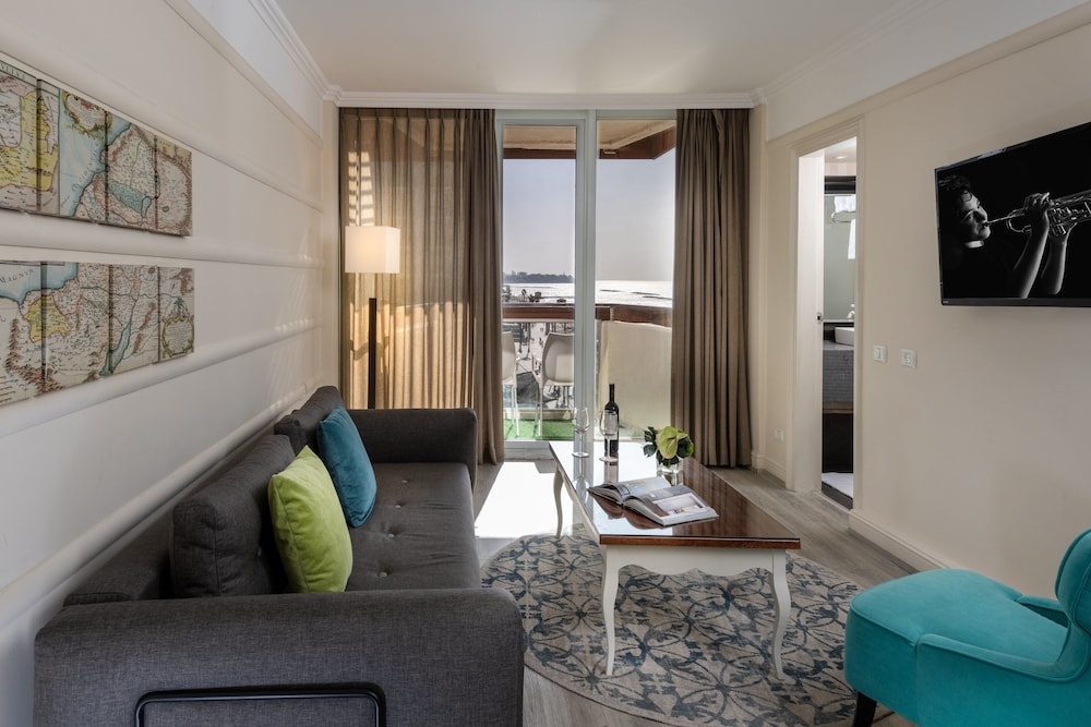 Photo - Herods Hotel Tel Aviv by the Beach