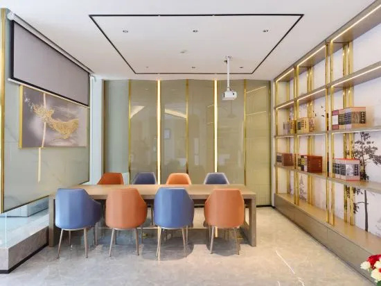 7 Days Premium Hotel (Xingguo General Park)