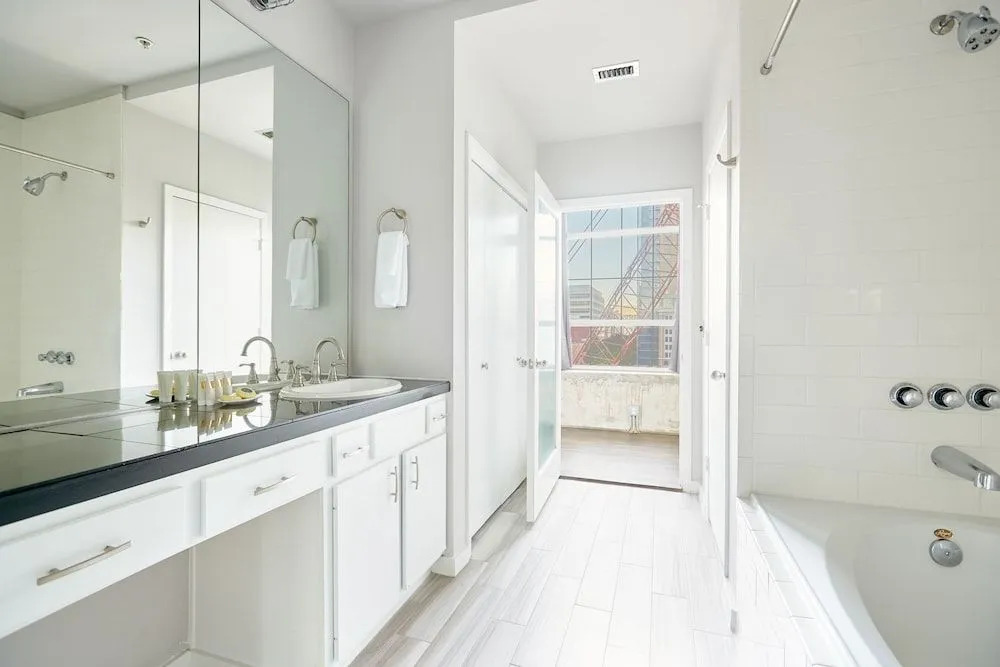 Foto - Reside Houston Downtown, a Wyndham Residence