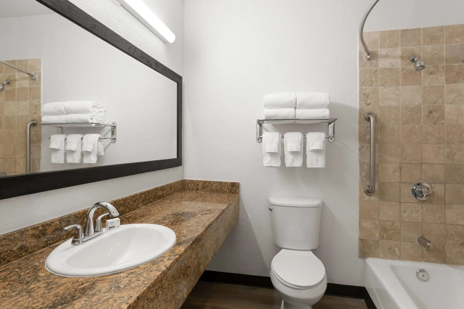 Foto - Ramada Suites by Wyndham San Diego Hotel Circle Area