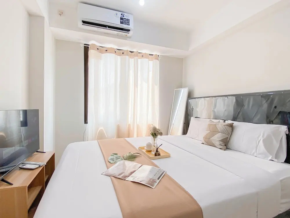Simple Studio Room At Meikarta Apartment Near Aeon Delta Mas