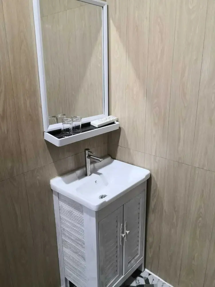 Photo - Titiwangsa Cabin Retreats by Vale Pine