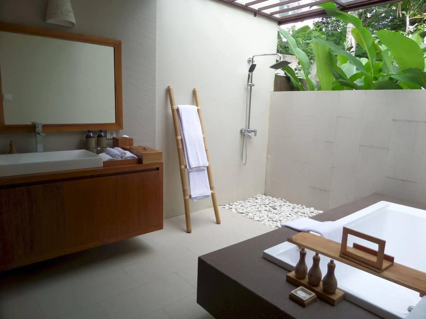 Photo - Senetan Villas and Spa Resort