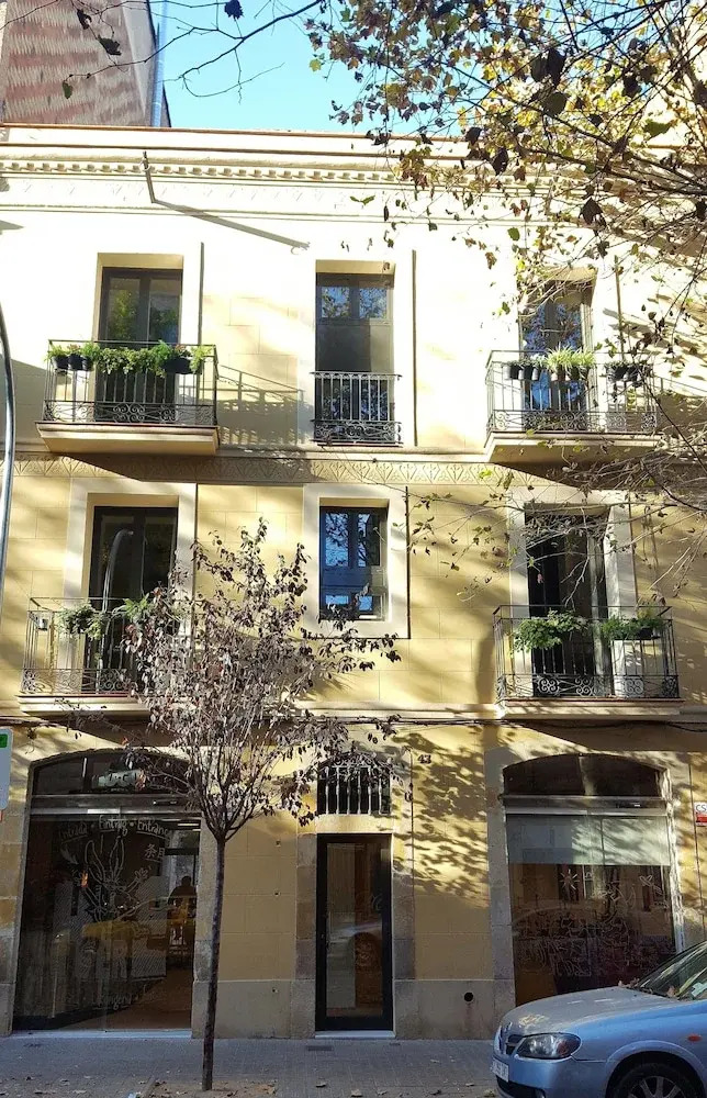 Photo - Ten To Go Hostel