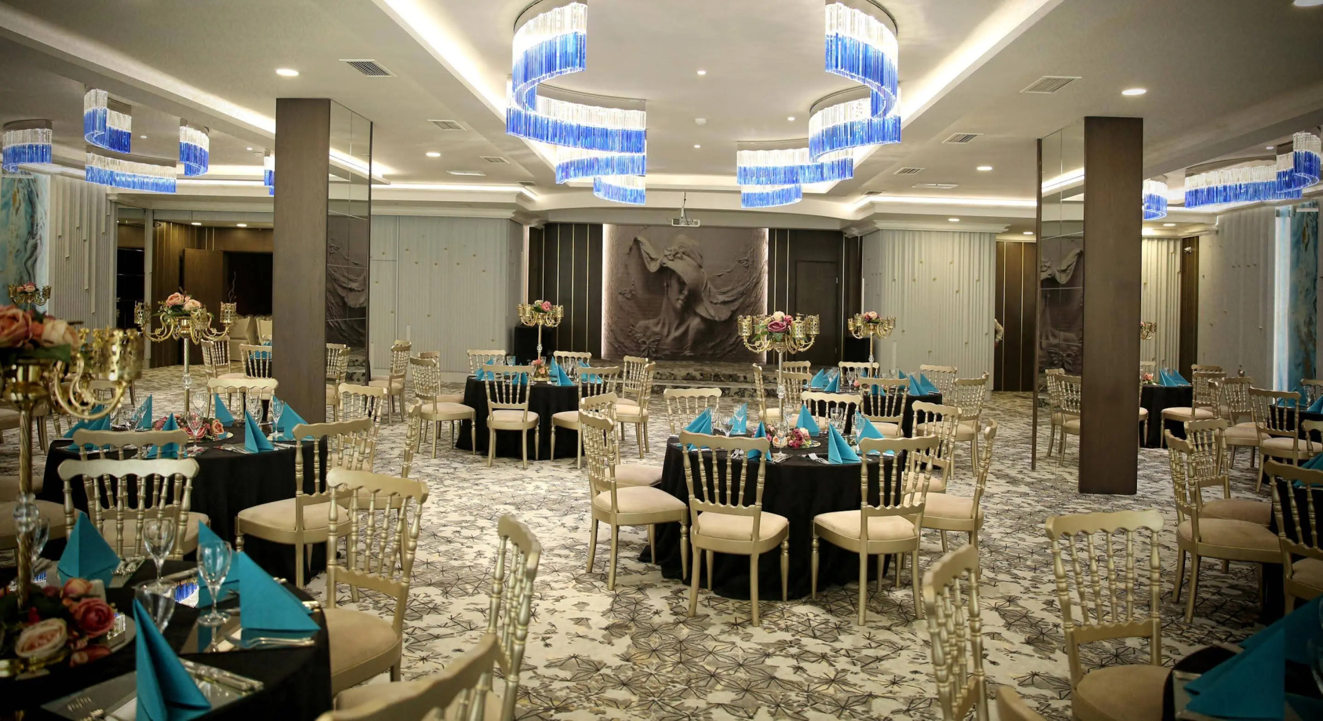 Photo - The Wings Hotels Neva Palas