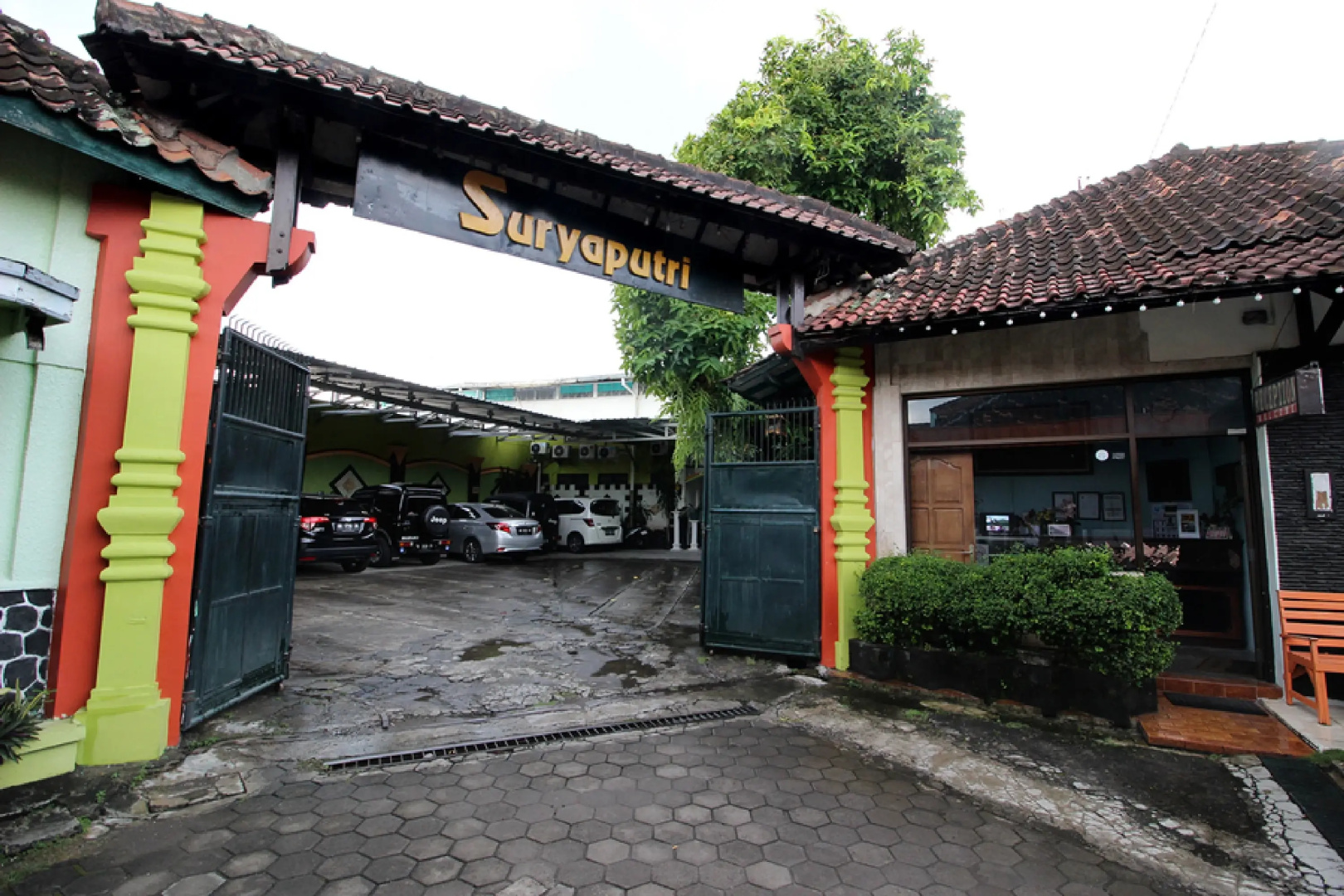 Photo - RedDoorz Plus Syariah near Lempuyangan Station 3