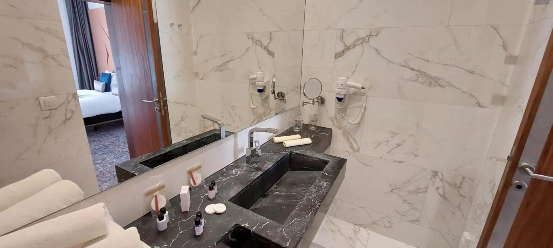Photo - Hotel Austria & Bosna