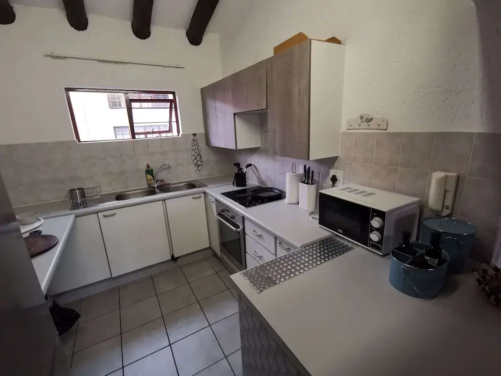 Photo - Paulshof Guesthouse - Hluhluwe Road Complex