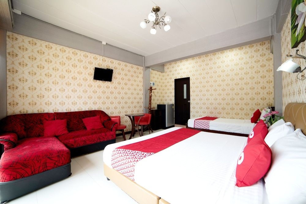 OYO 465 Krung Kao Traveller Lodge