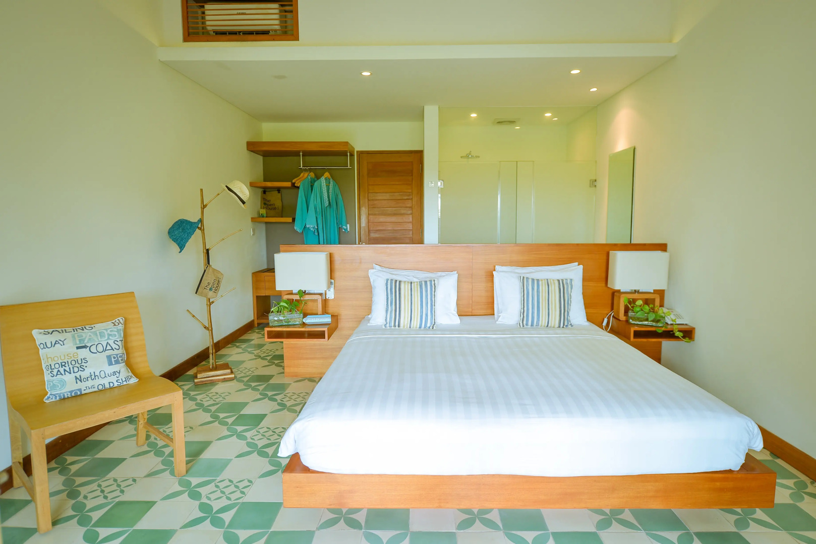 Foto - The Open House Jimbaran Bali