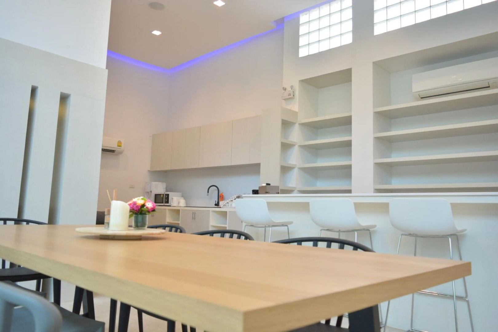 Photo - Rezt Bangkok