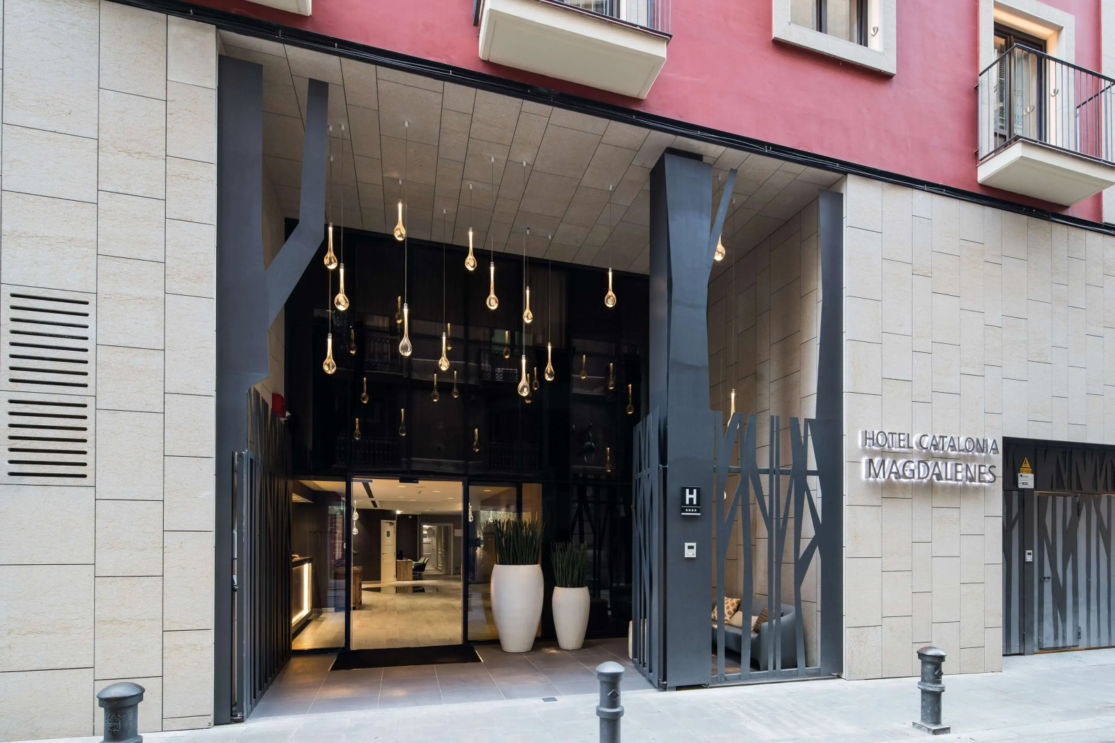 Photo - Catalonia Magdalenes