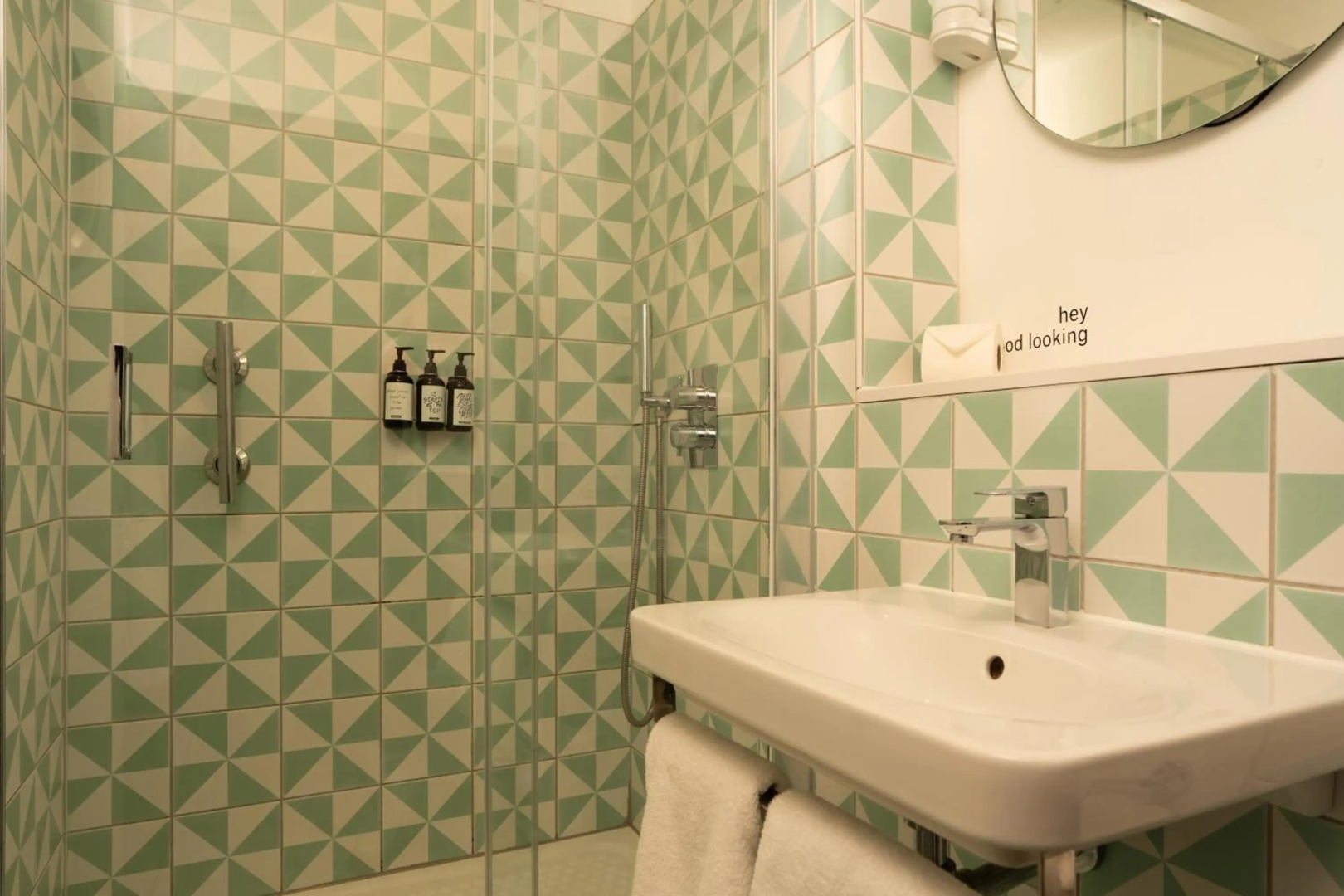 Foto - room2 Southampton