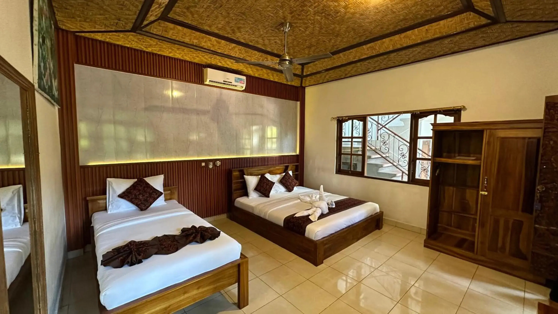 Photo - Sayong House