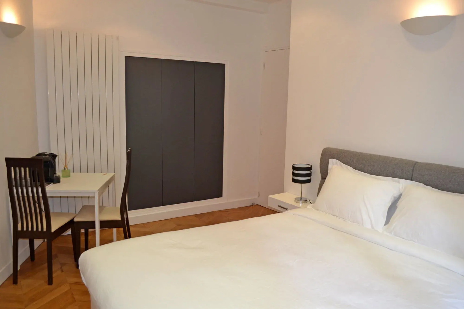 Photo - Paris Square