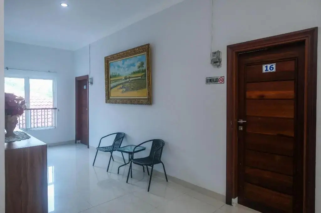 Photo - RedDoorz near Hermes Place Polonia Medan