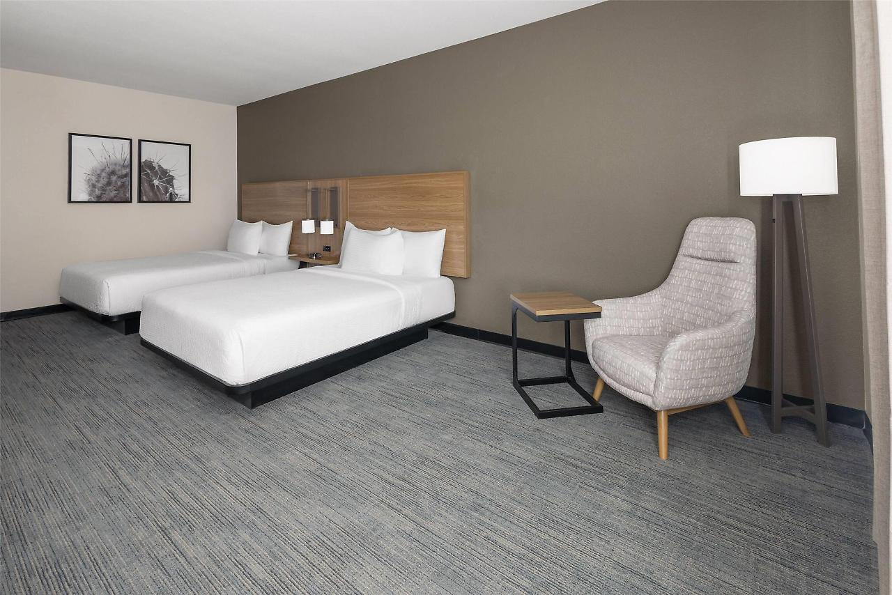 Photo - La Quinta Inn & Suites by Wyndham Phoenix West / Glendale