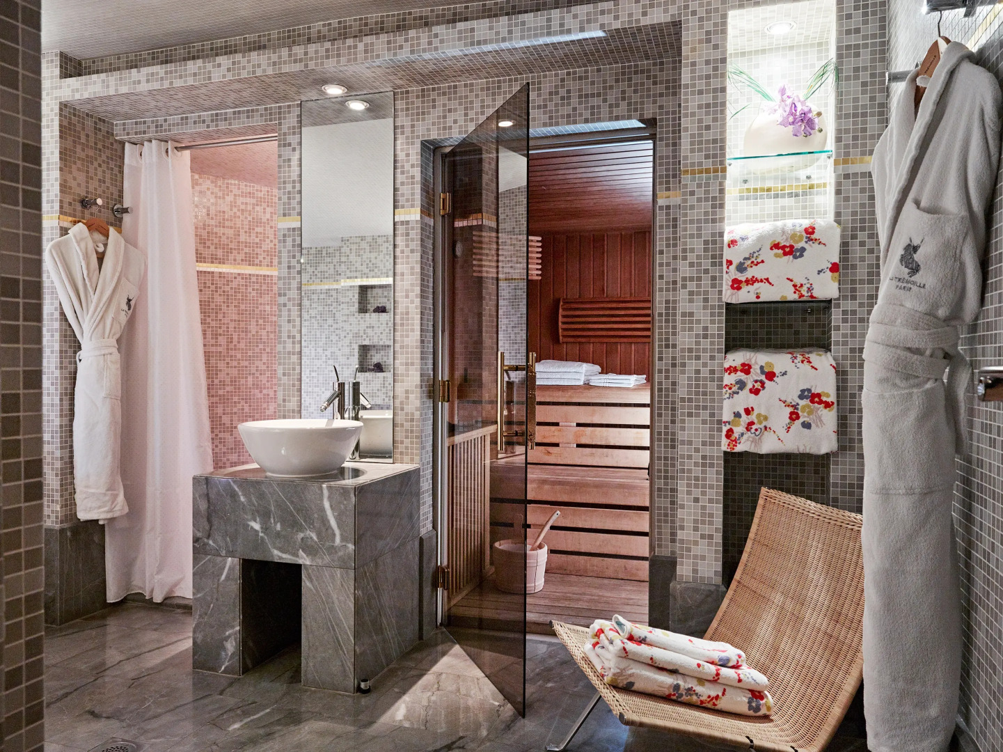 Foto - La Tremoille Paris