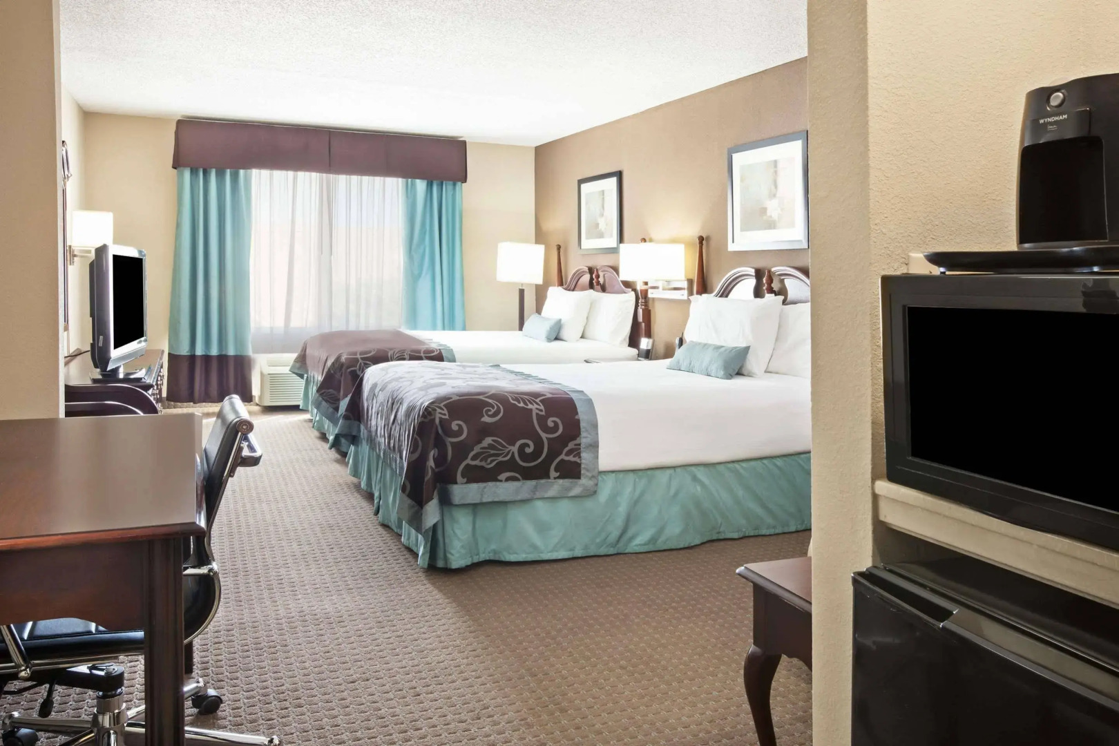 Photo - Holiday Inn Express & Suites Arlington North – Stadium Area by IHG