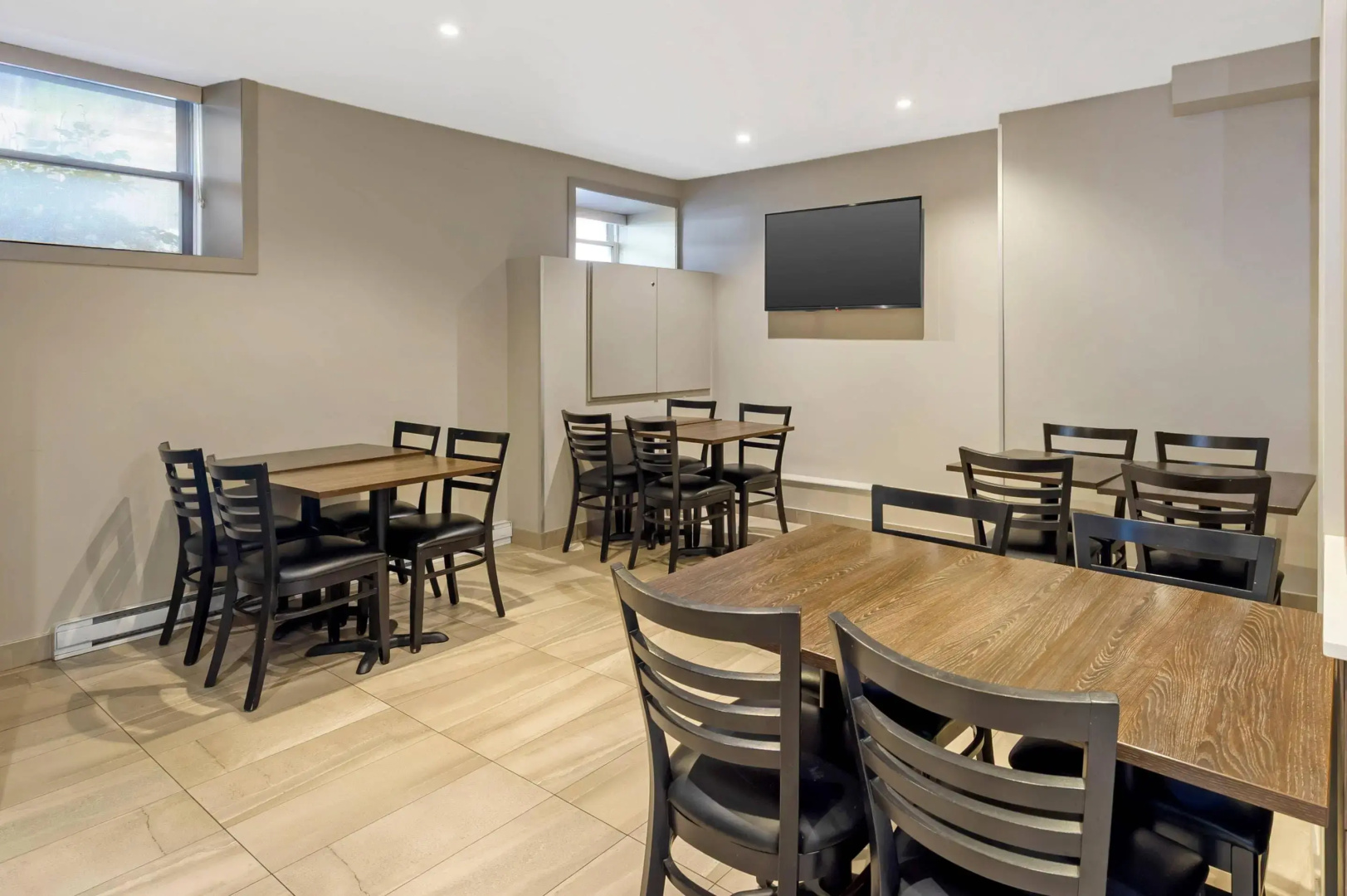 Photo - Quality Inn Centre-Ville