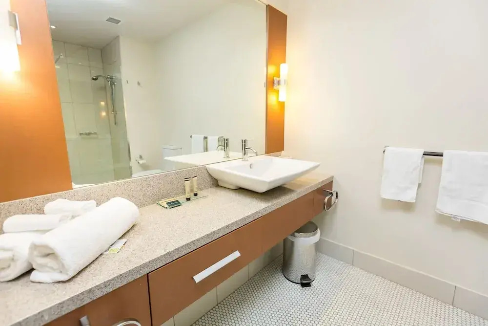 Photo - The Colmslie Hotel