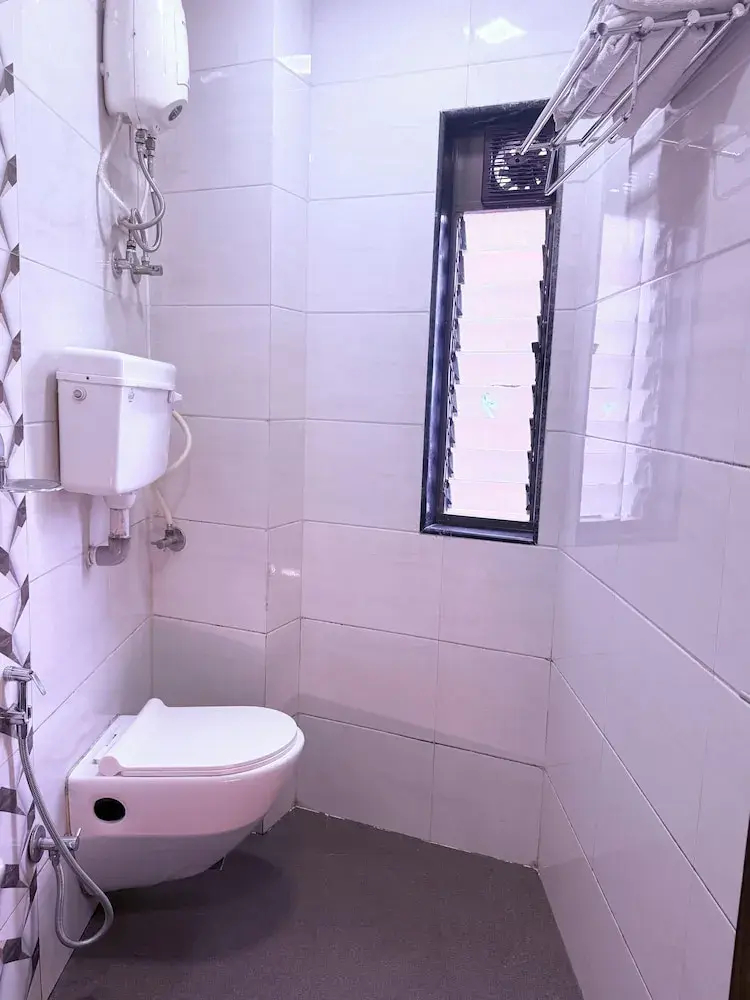 Photo - Hotel Ashyana - Near To Grant Road Station Mumbai