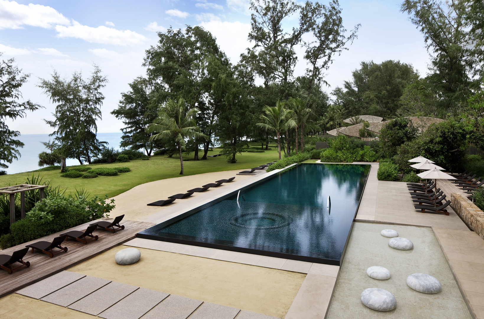 Photo - Renaissance Phuket Resort & Spa