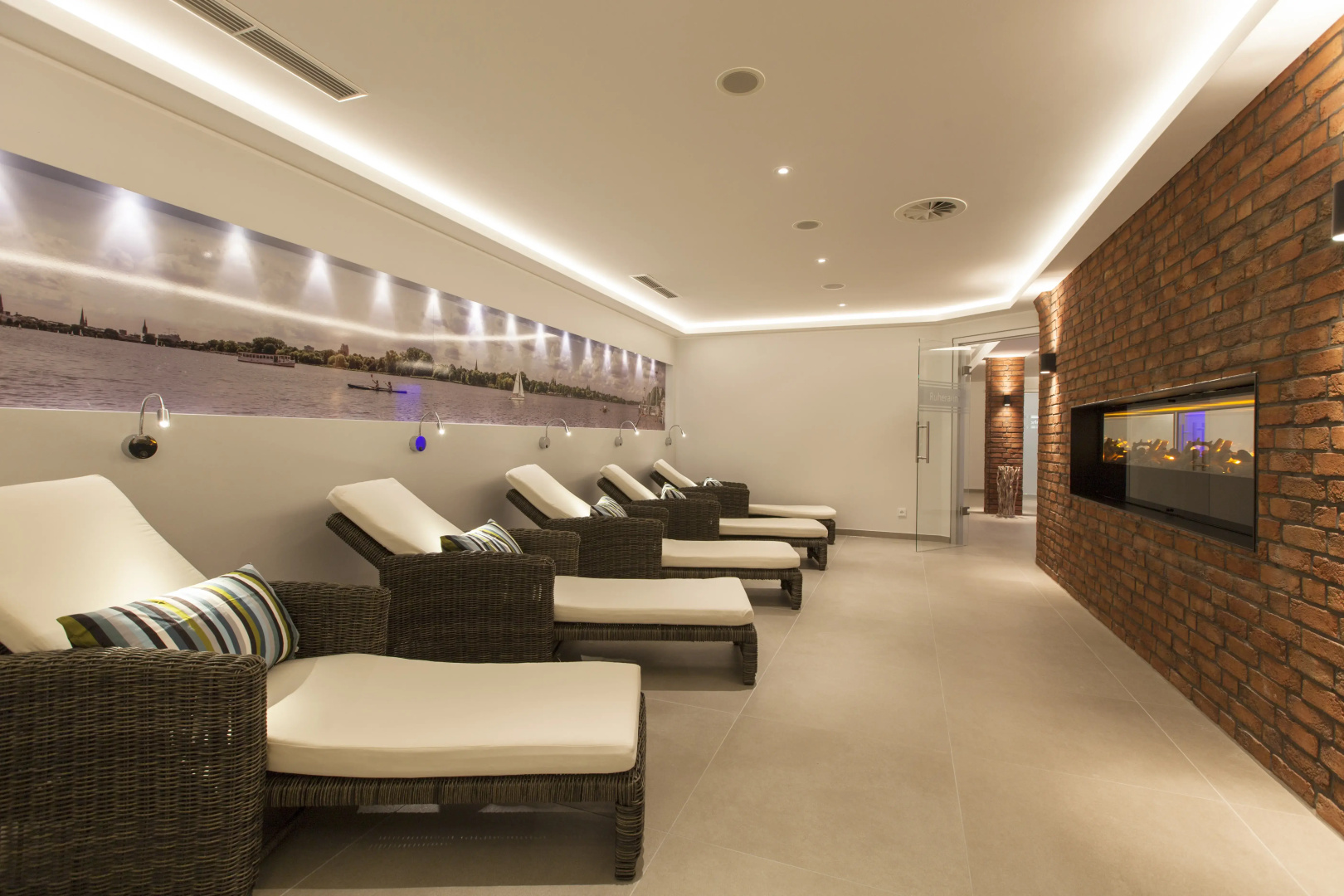 Photo - Best Western Premier Alsterkrug Hotel