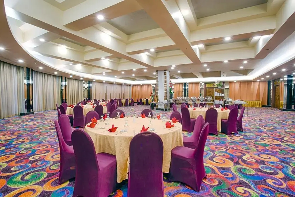 Photo - Sunlake Waterfront Resort and Convention