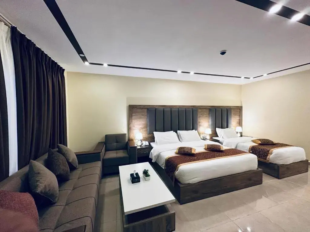 Photo - Shaqilath Hotel