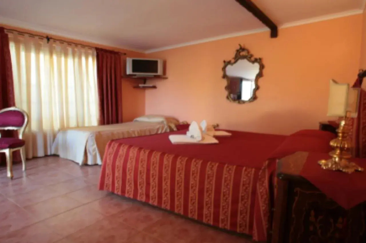 Photo - Airport Hotel