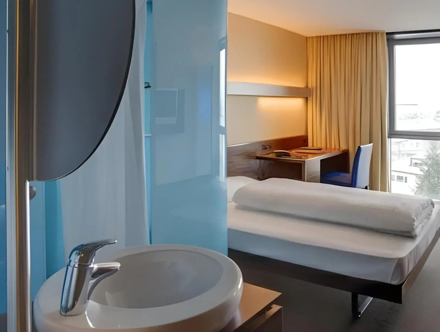 Photo - Hotel Ambassador