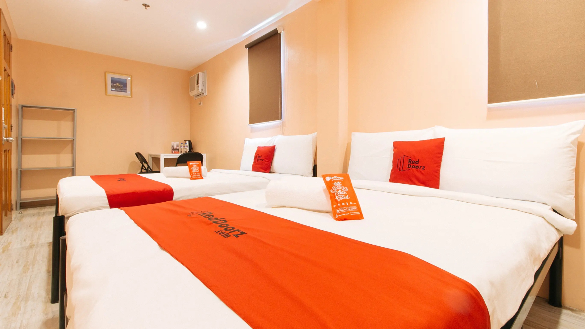 Foto - RedDoorz at Hotel Rosemarie