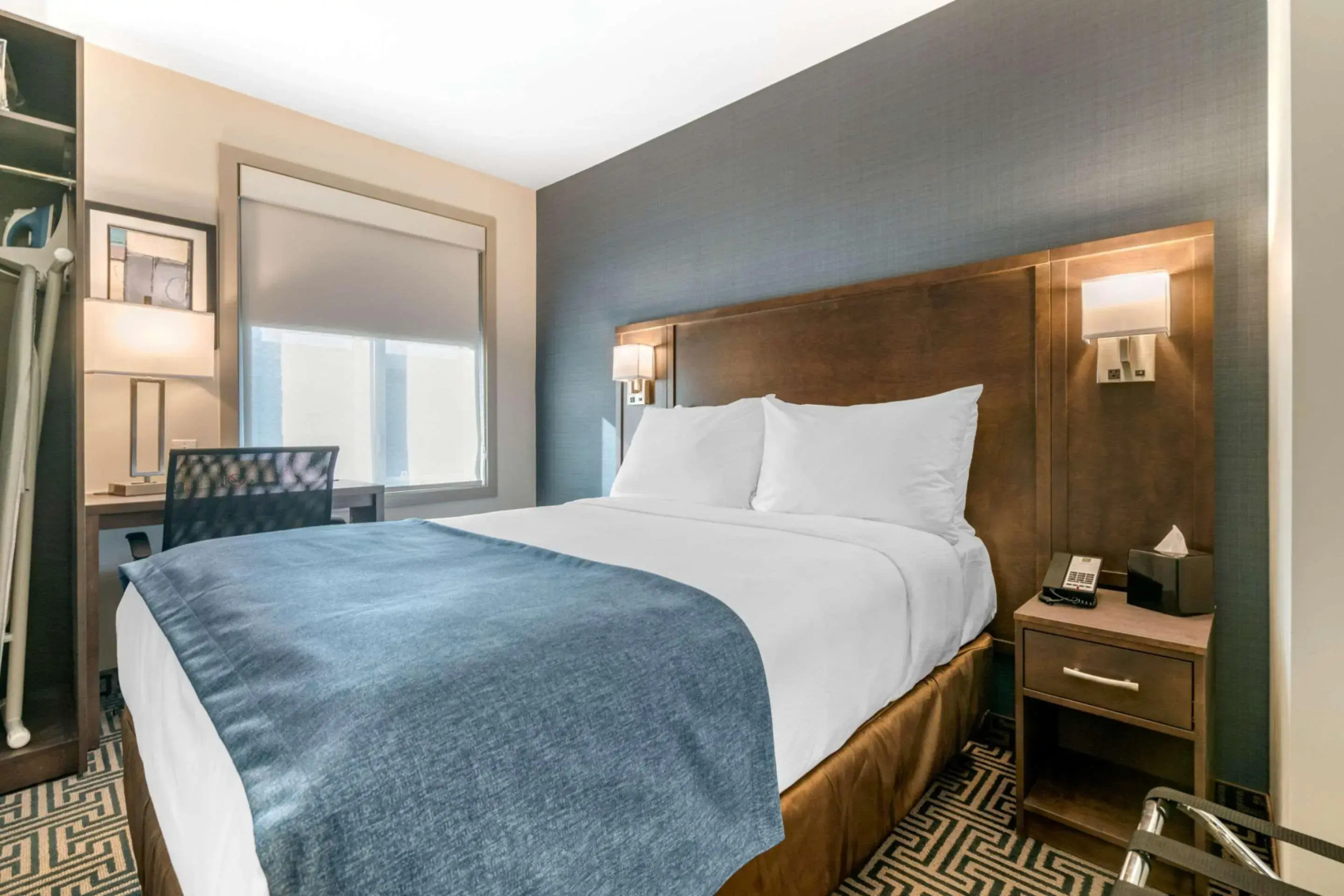 Photo - Quality Inn Centre-Ville