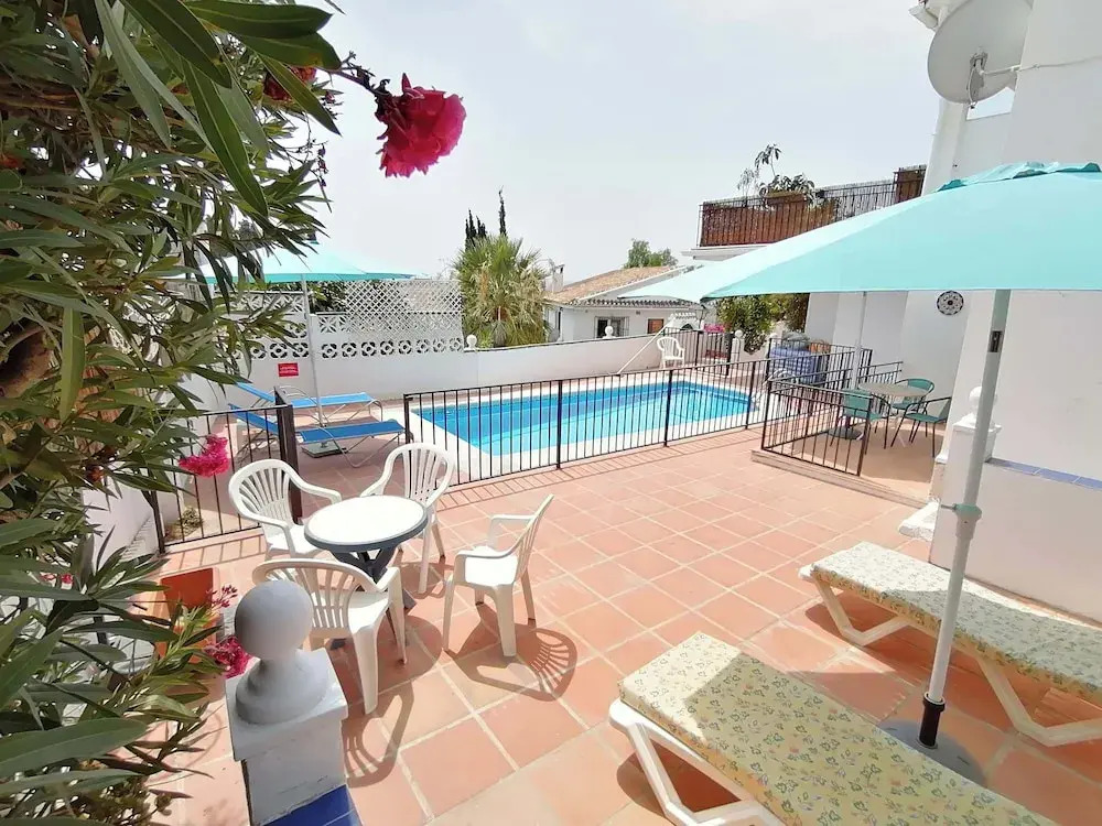 Foto - 2 Bed Villa - Sleeps 5 - Private Pool & Garden